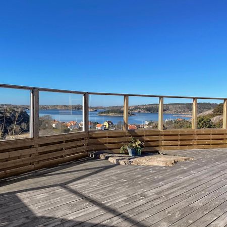 Villa Seafront With Terrific View By Ajf Dream Living Fjällbacka Exterior foto